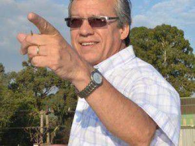 El senador radical por la 4ta secci�n, Orlando Costa, se interioriz� de la posible autov�a de la Ruta 5