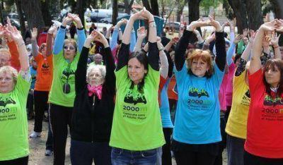 Miles de personas en la Semana del Adulto Mayor