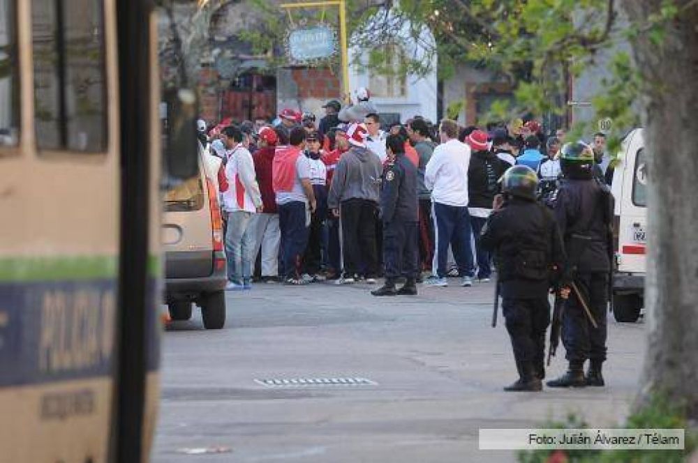 Fueron puestos en libertad todos los barras detenidos de Independiente