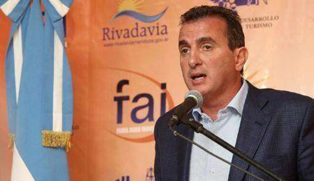 El Gobernador Francisco Prez impuls la Ley de Mosto en la FAI de Rivadavia