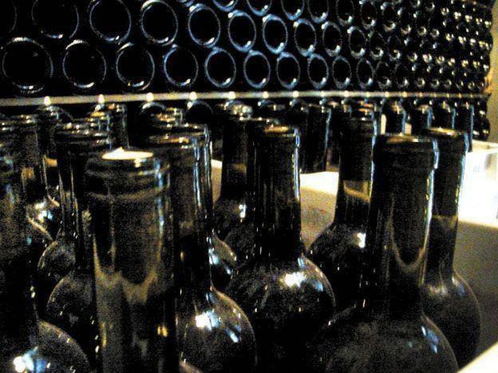 La suba del precio del vidrio preocupa a las bodegas