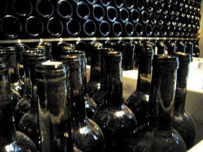La suba del precio del vidrio preocupa a las bodegas