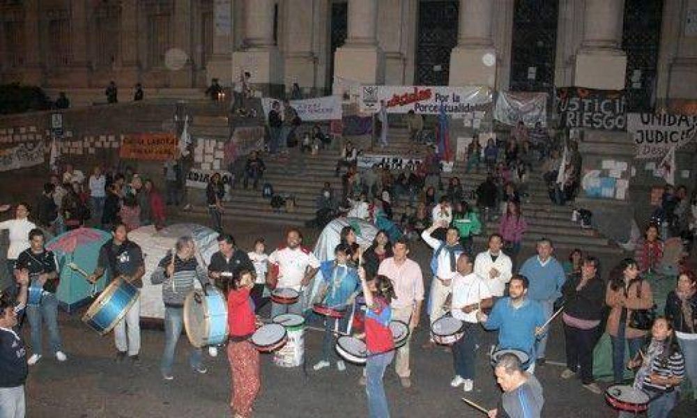 La semana comienza con conflictos en Tribunales y hospitales provinciales