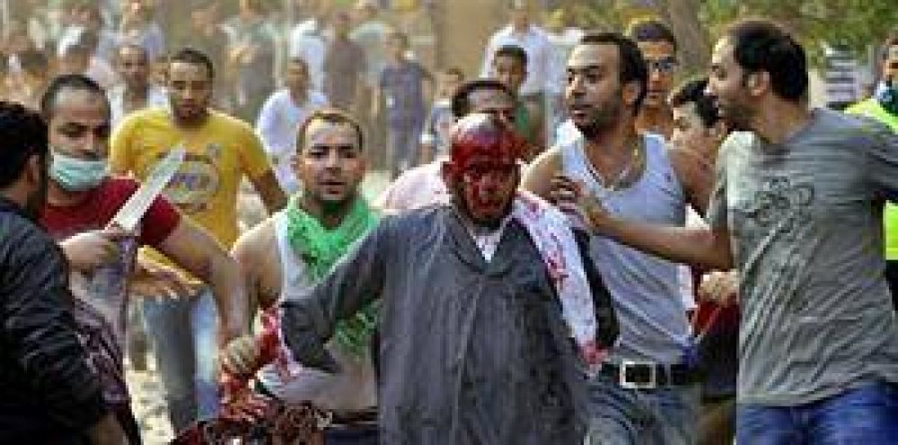 Otro estallido de violencia en El Cairo: 44 muertos