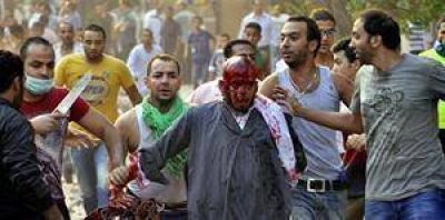 Otro estallido de violencia en El Cairo: 44 muertos