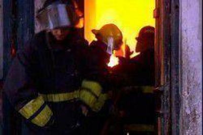 Villa Angela: Hallaron a una mujer que falleci� asfixiada al incendiarse su casa