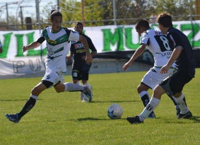 Villa Mitre y Liniers igualaron sin goles por el Argentino B