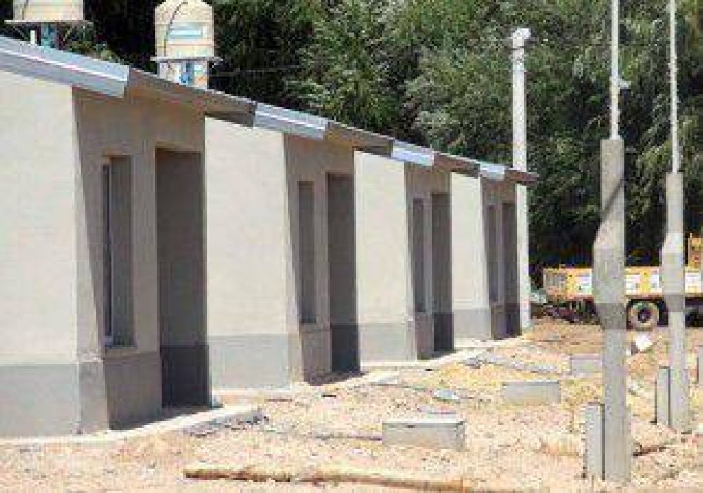 En seis a�os se construyeron casi cinco mil viviendas en la provincia 