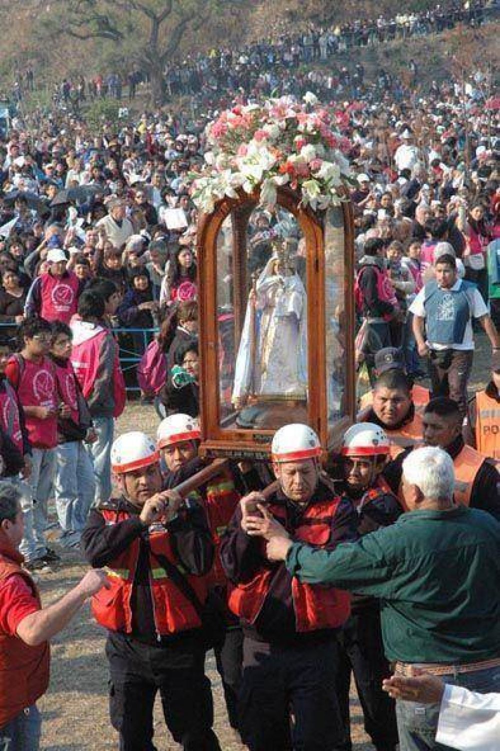 El pueblo cat�lico de Jujuy proclama su devoci�n a la Virgen del Rosario de R�o Blanco y Paypaya