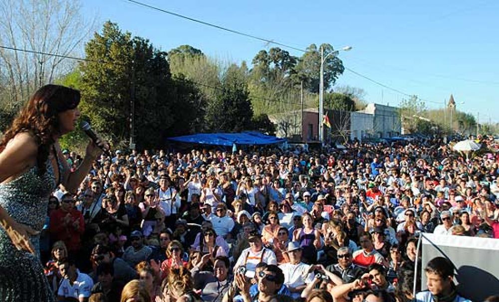 La Fiesta de la Kerb convoc� a m�s de 10 mil personas