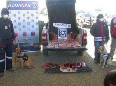 Secuestran m�s de 70 kilos de droga en Monte Aymond