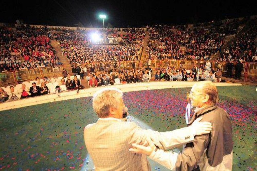 El evento lleg� a su fin y los chicos disfrutaron junto a los Aut�nticos Decadentes