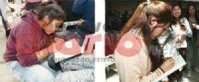 Los j�venes misericordistas dan su apoyo a Mama Antula
