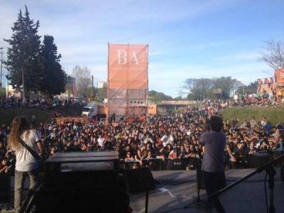 Se desarroll� con �xito el festival de RockeaBA en nuestra ciudad
