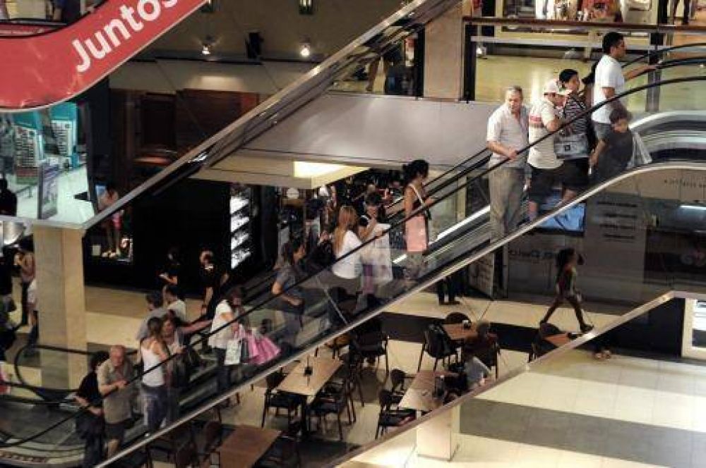 Destacan la fuerte recomposici�n de ingresos de la clase media
