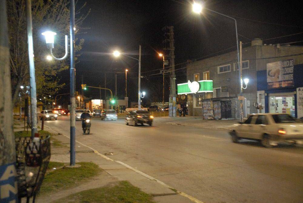 Instalan nuevo sistema de iluminaci�n