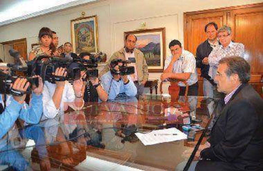 Beder Herrera anunci� semana de realizaciones para La Rioja