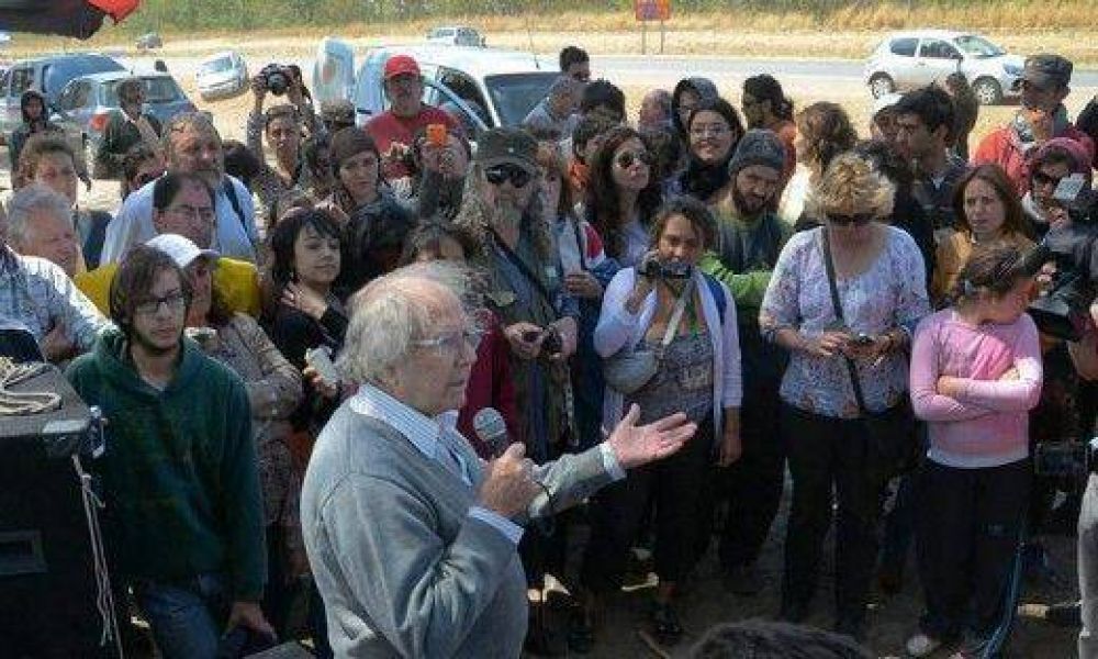 Junto a P�rez Esquivel, asamble�stas presentaron denuncia penal contra Monsanto