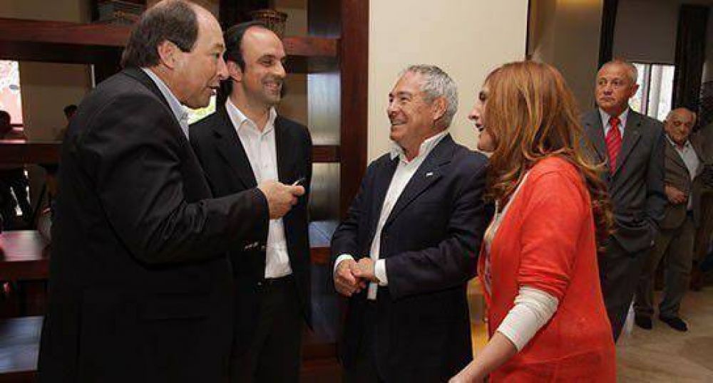 Ernesto Sanz respald� a candidatos del Frente Progresista