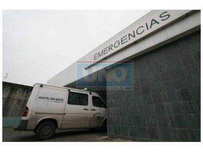 Tras una discusi�n por el tr�nsito, un taxista apu�al� a otro automovilista