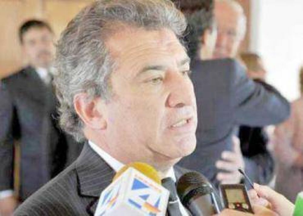 Urribarri dijo que Uruguay le pone una zancadilla al Mercosur