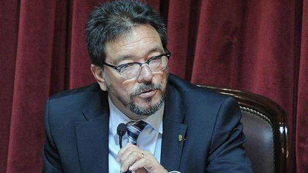 Senado: Guastavino pidi� repudiar el accionar de Mujica	 