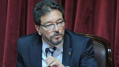 Senado: Guastavino pidi� repudiar el accionar de Mujica	 