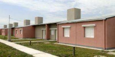 Nueva Formosa: Entregan casi 500 viviendas