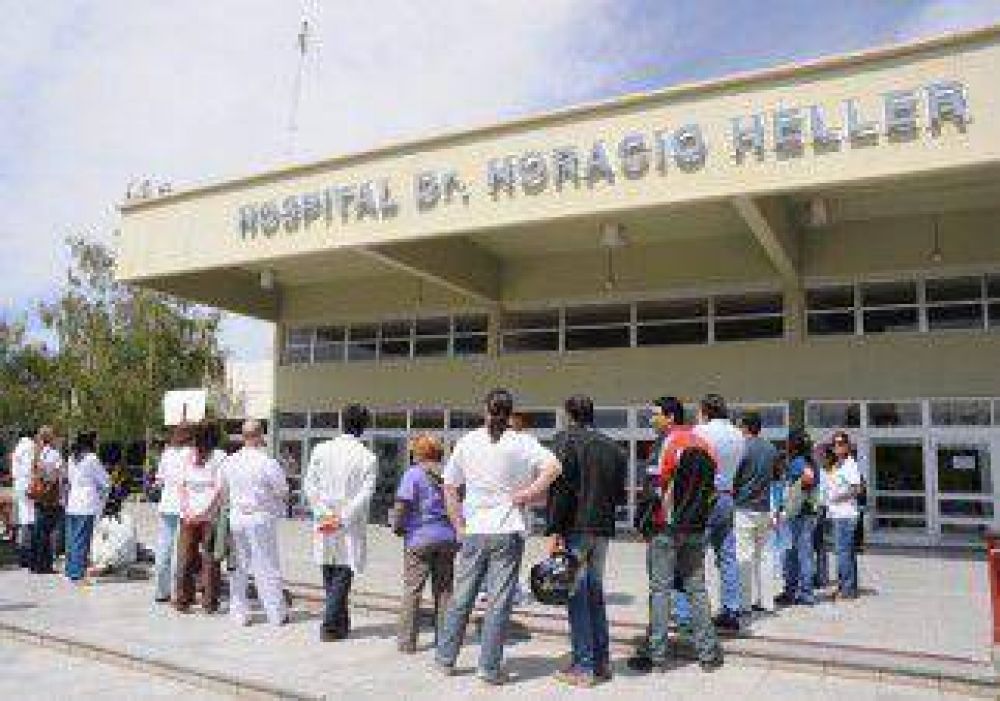 Profesionales de Salud vuelven al paro 