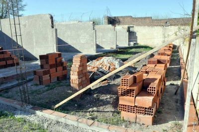 Volvi� a paralizarse la obra del Jard�n de Infantes N� 919