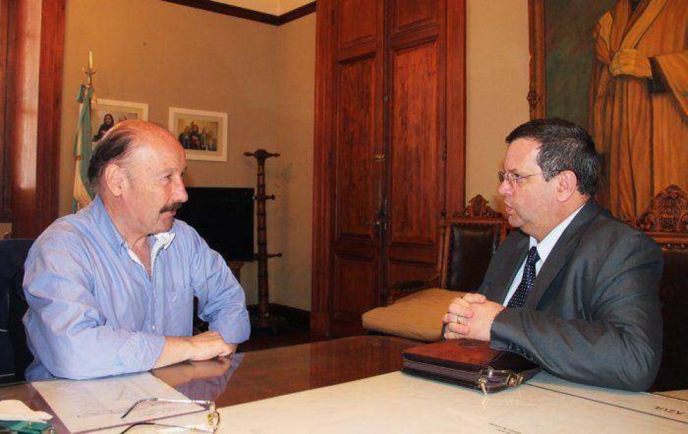 Inza se reuni� con el nuevo jefe de la Superintendencia de Seguridad