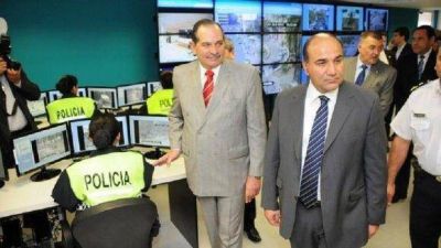911: "Los m�viles llegan 5 minutos despu�s de la llamada"