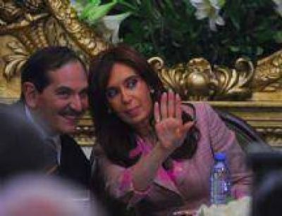 Alperovich sobre la salud de Cristina: "Quiero que esto no sea nada"