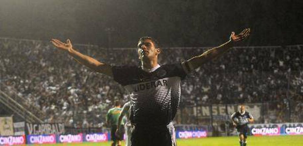 Gran triunfo de Gimnasia ante V�lez, en el Bosque