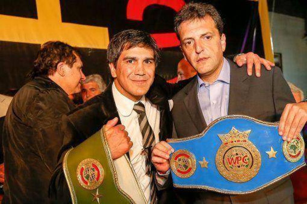 Massa expreso su "solidaridad" y deseos de "pronta recuperaci�n" a la Presidenta"