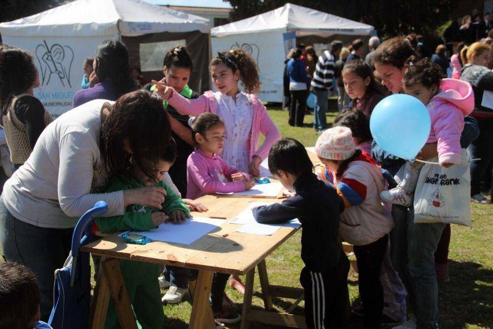 Contin�a el programa �El Municipio en tu Barrio�