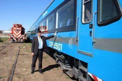 El intendente de Lincoln pareciera estar acariciando uno de sus sue�os: el Tren