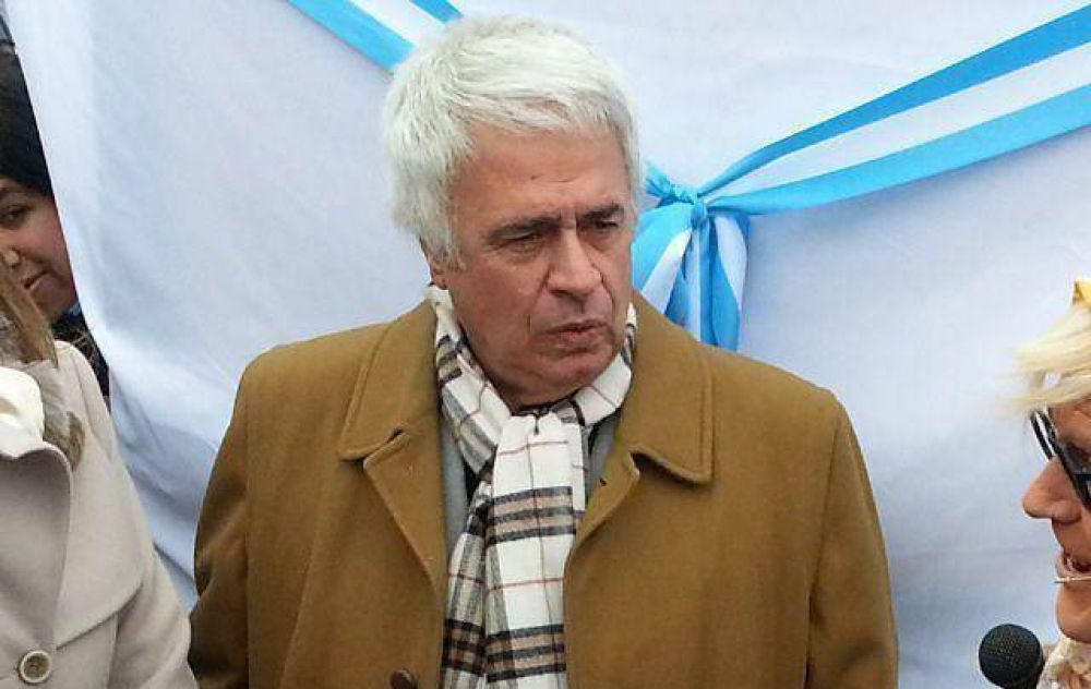 De la Sota se limit� a desear que la Presidenta "se mejore"