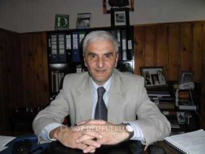 Hugo C�sar Segurola plantea sus razones para ser intendente
