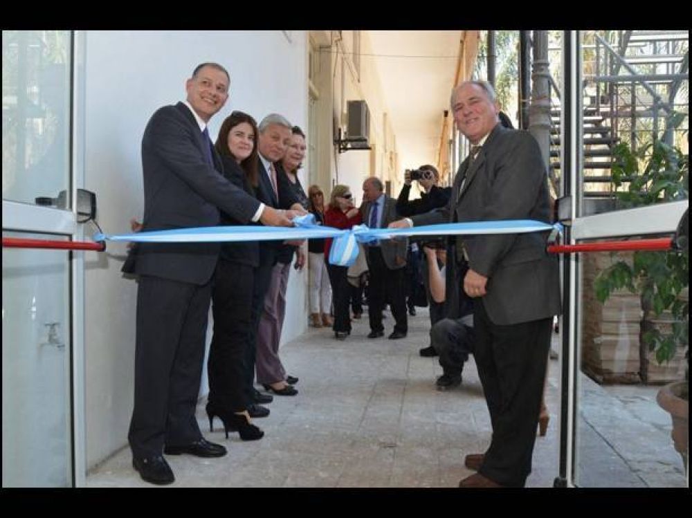 Inauguraron obras de ampliaci�n en la Facultad de Ciencias Econ�micas