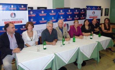 Stolbizer y Pino Solanas debatieron sobre seguridad en Vicente L�pez