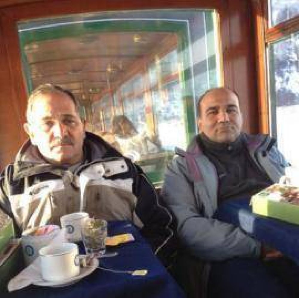 Alperovich al borde de la derrota intenta extorsionar a los votantes
