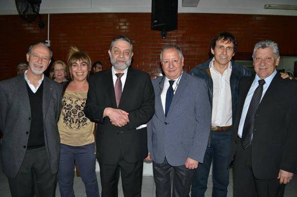 AMIA inaugur� una nueva sede de su Servicio de Empleo en Lan�s