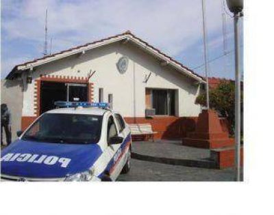 Vecinos de Ezpeleta marcharon por seguridad y fueron recibidos por el nuevo subcomisario