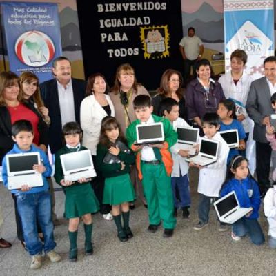 M�s de 600 alumnos recibieron sus netbooks durante �sta semana