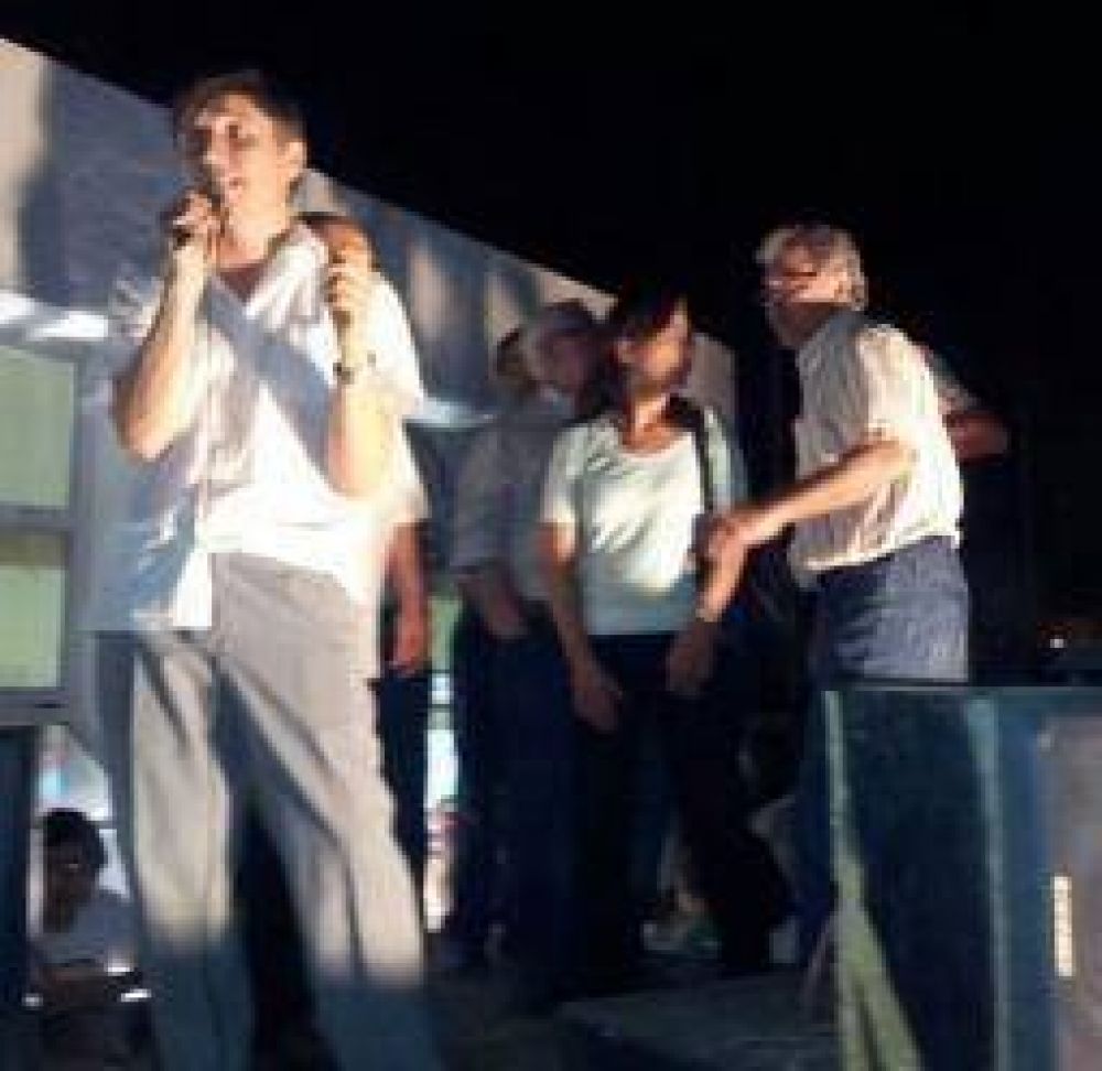 Fin del tellismo. Fabi�n Calder�n es el nuevo rector de la UNLaR