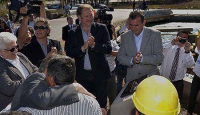 San Mart�n tiene un nuevo tendido el�ctrico para el distribuidor Costa Canal Sur