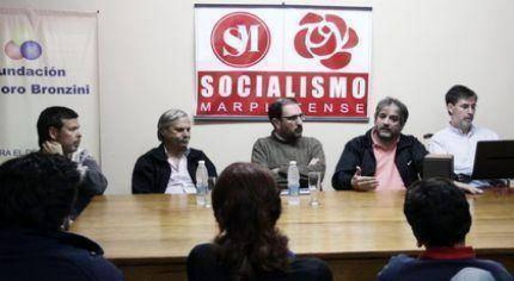 El Diputado Jorge Rivas estuvo junto al Socialismo Marplatense y los candidatos del FpV