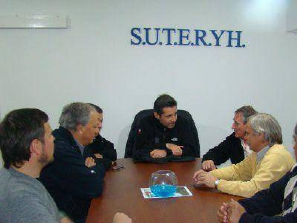 LOS CANDIDATOS DEL FPV SE REUNIERON CON AUTORIDADES DE SUTERYH