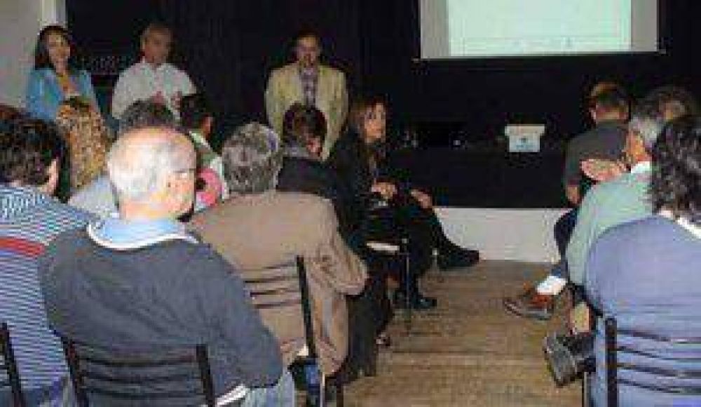 Presentaron en Madryn un plan de desarrollo tur�stico para la comarca